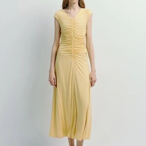 Rue Sophie Mille Rouched V-Neck Cap Sleeve Midi Dress in Pale Yellow XS